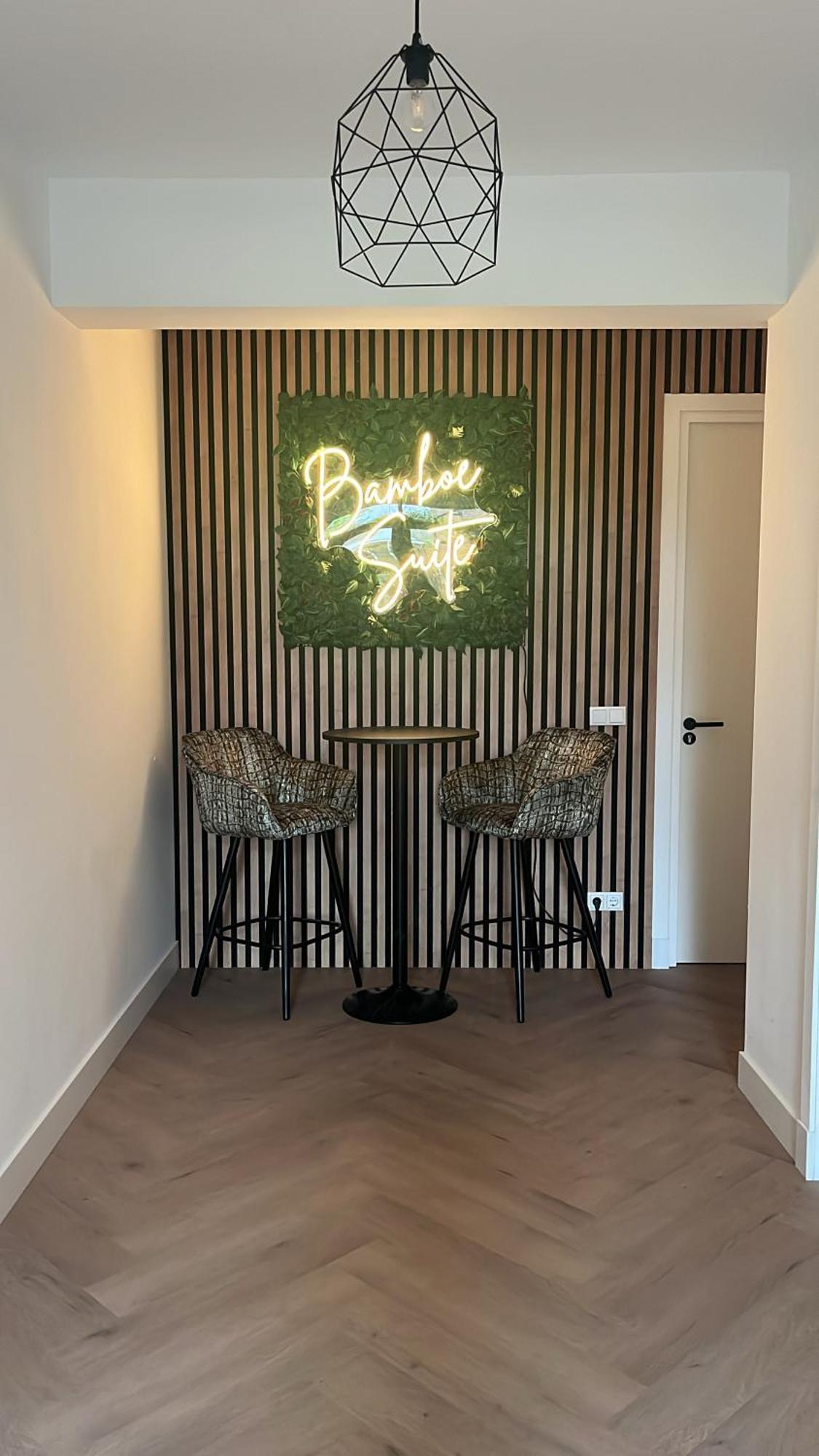 Bamboe Suite Bentveld Met Ligbad En Gratis Parkeren Εξωτερικό φωτογραφία